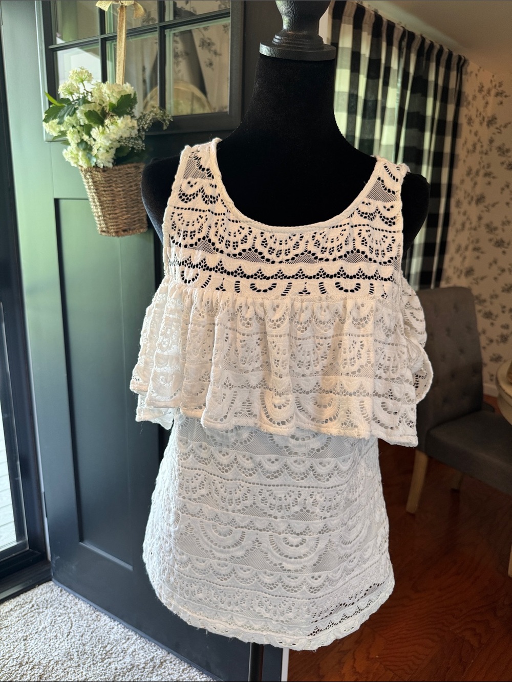 Lilly Pulitzer white lace tank features with ruffled cold-shoulder design